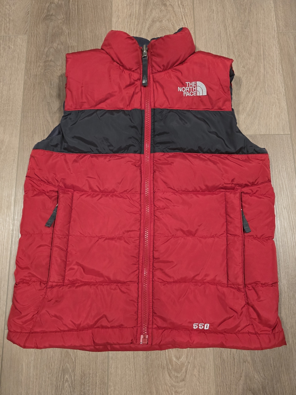 The North Face 550 Down Puffer Vest Kids Medium 10/12 Red Black Goose Down